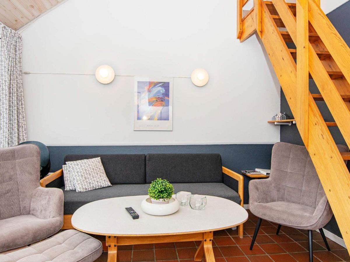 6 Person Holiday Home In Fan Фанё Экстерьер фото
